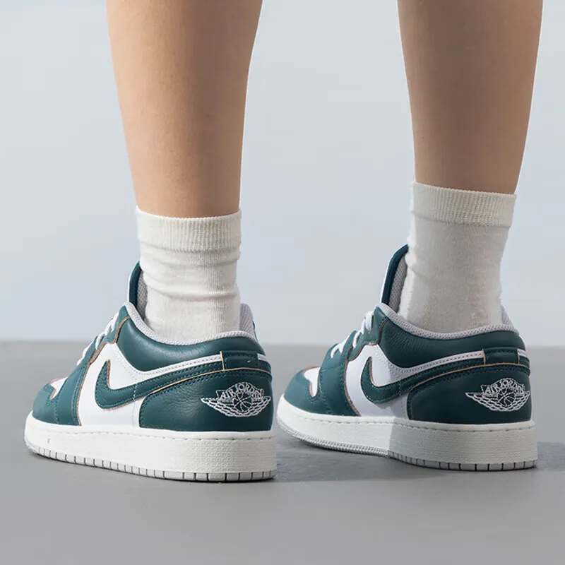 Air Jordan 1 Low 'Oxidized Green' GS-2