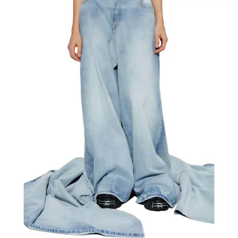 Vetements Train Detailed Jeans-3