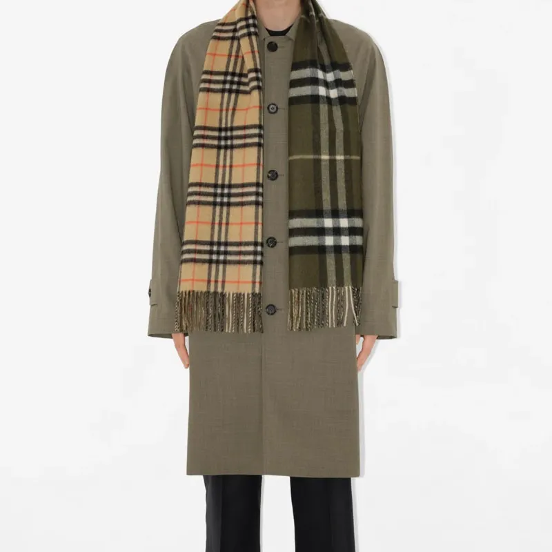 Burberry Badge Vintage Checked Fringed Scarf-6