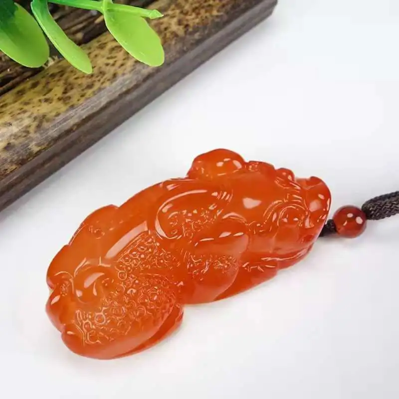 JUNWEN Chalcedony Necklaces Unisex-6