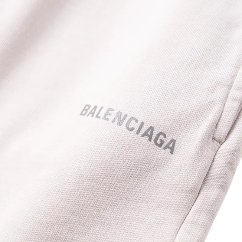 Balenciaga Sweatshorts-8