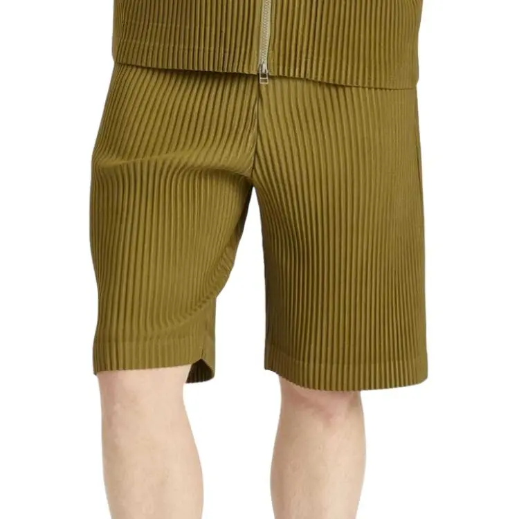 Homme Plissé Issey Miyake Color Pleats Shorts-1