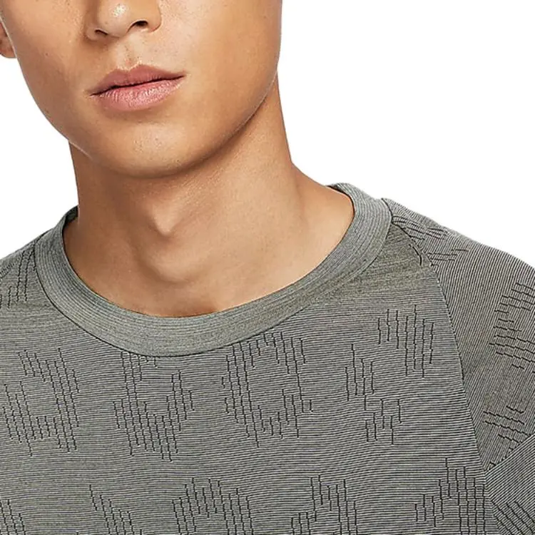 Nike Running Division Men's Therma FIT Adv Long Sleeve Running Top-3