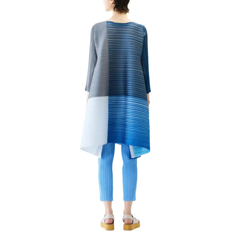 PLEATS PLEASE ISSEY MIYAKE Long Sleeved Dresses Women's Multicolor-3