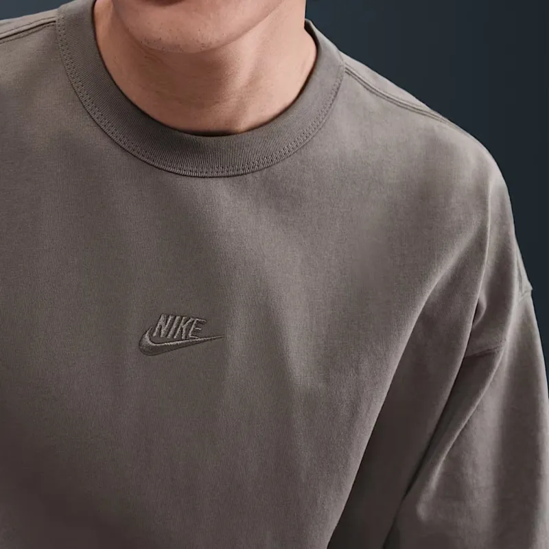 Nike Sportswear T Shirt Men's Brown-3