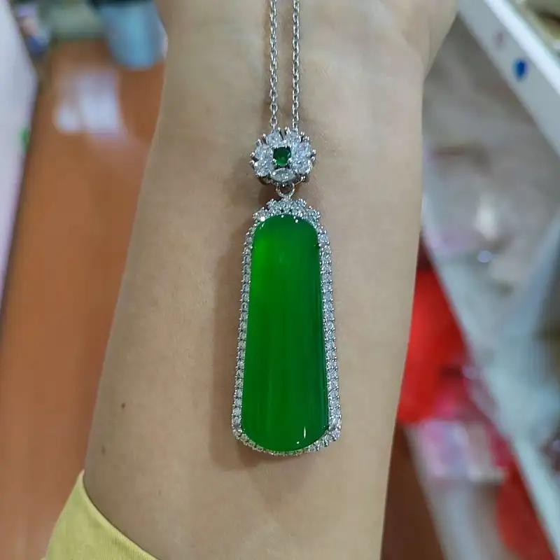 Gifts Chalcedony Jade Necklaces Unisex-6