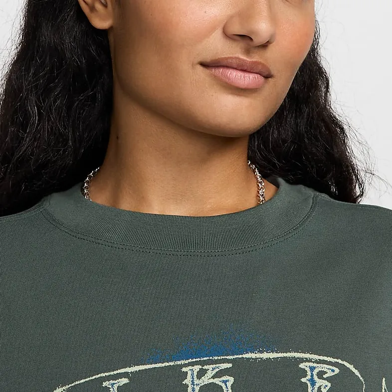 Nike Sportswear Essential Women's Oversized T-Shirt-3