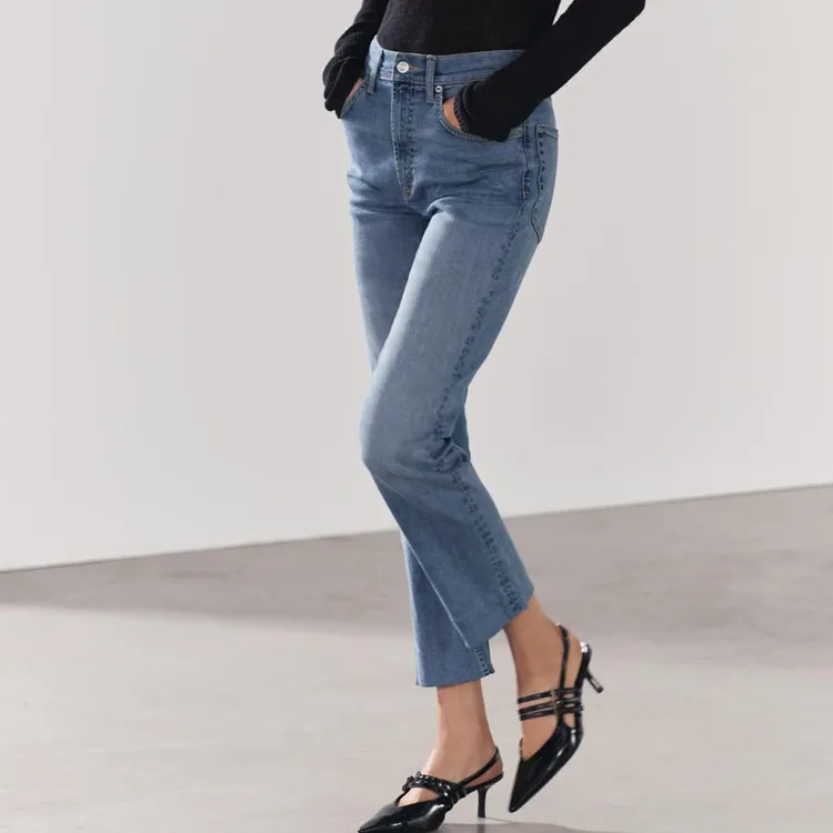 ZARA Jeans Women's Light Blue-4