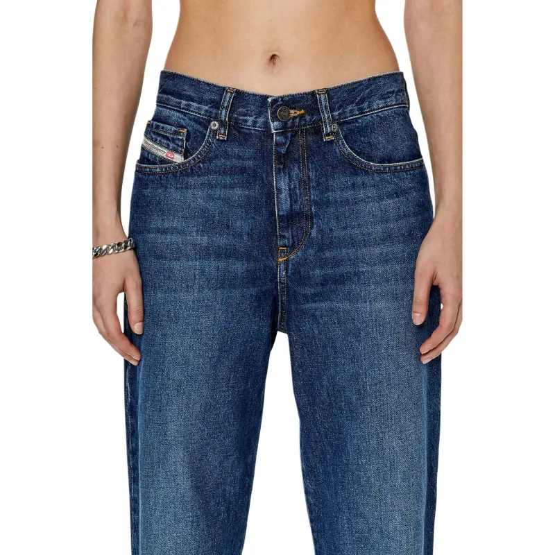 DIESEL 2016 D Air Boyfriend Logo Patch Jeans-5