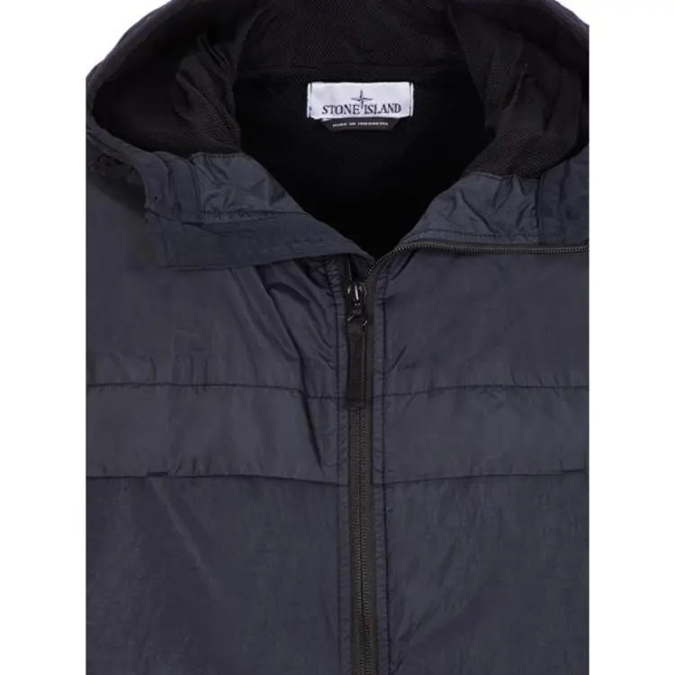STONE ISLAND Light Recycled Nylon Hooded Jacket-2