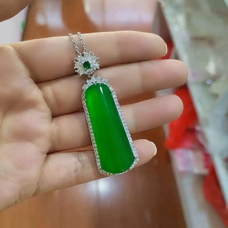 Gifts Chalcedony Jade Necklaces Unisex-5