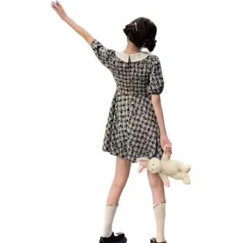 The Temptation Of The Muse Short Sleeved Dress Women's Image Color