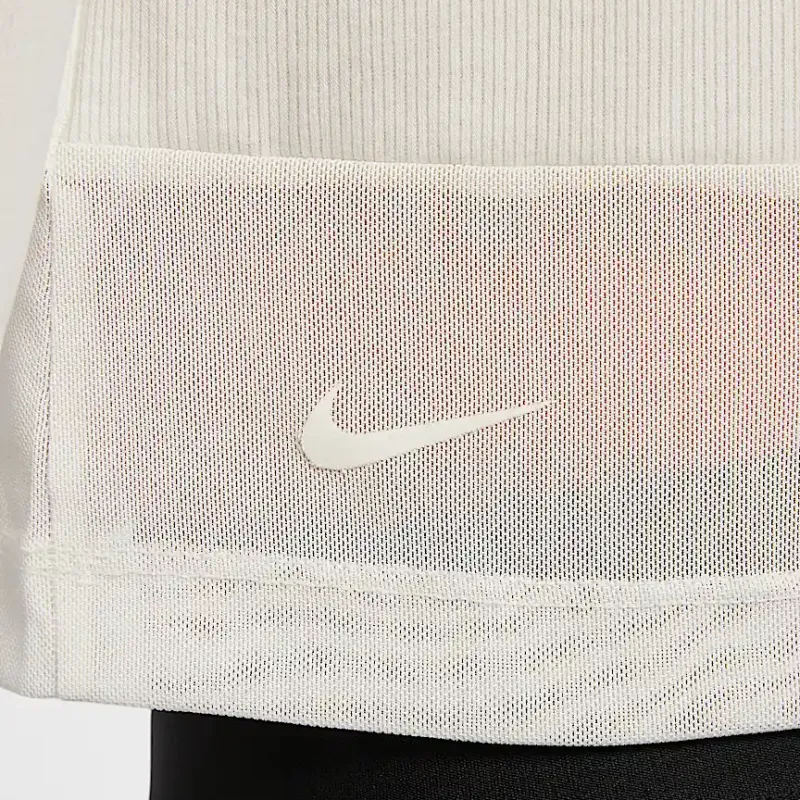 Nike Women's Kobe Bryant L/S Cropped Top Sail/Black-3