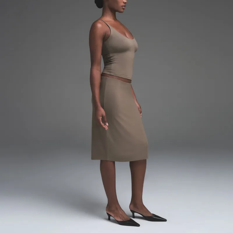 SKIMS SS25 SMOOTH LAYERS SCOOP NECK CAMI Camisole Women's TRUFFLE/Truffle-2