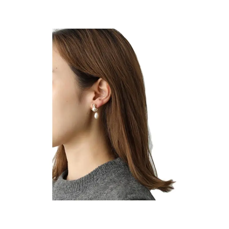 Vivienne Westwood Inass Pearl Earrings-1