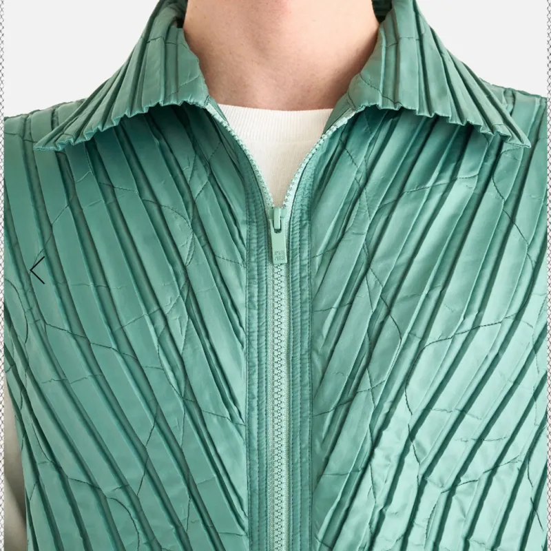 Homme Plissé Issey Miyake Vest Men's Green-3