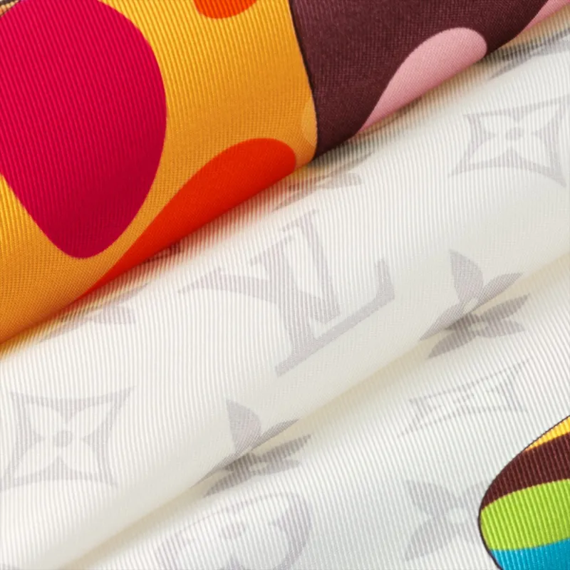 LOUIS VUITTON X Takashi Murakami Monogram Superflat Characters Square 70-2