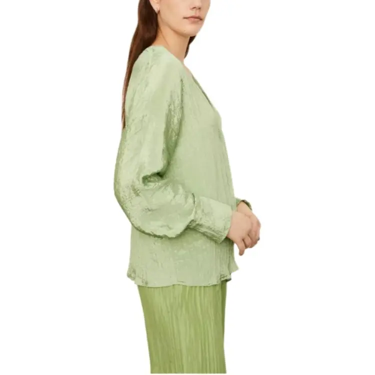 VINCE Crinckle effect V neck Blouse-3