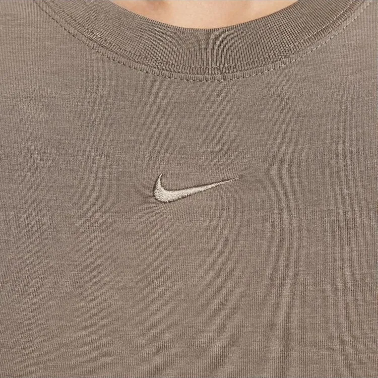 Nike SS25 Regular T Shirt Women's Brown-3