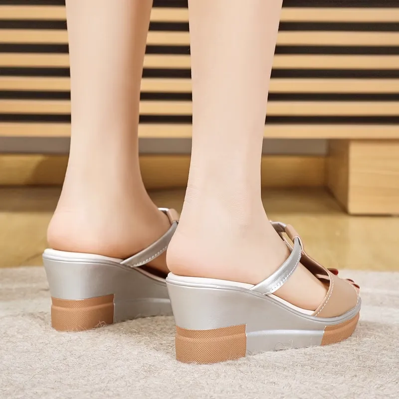 Reivanti Slip Resistant Slide Slippers Women's Silver Brown-5