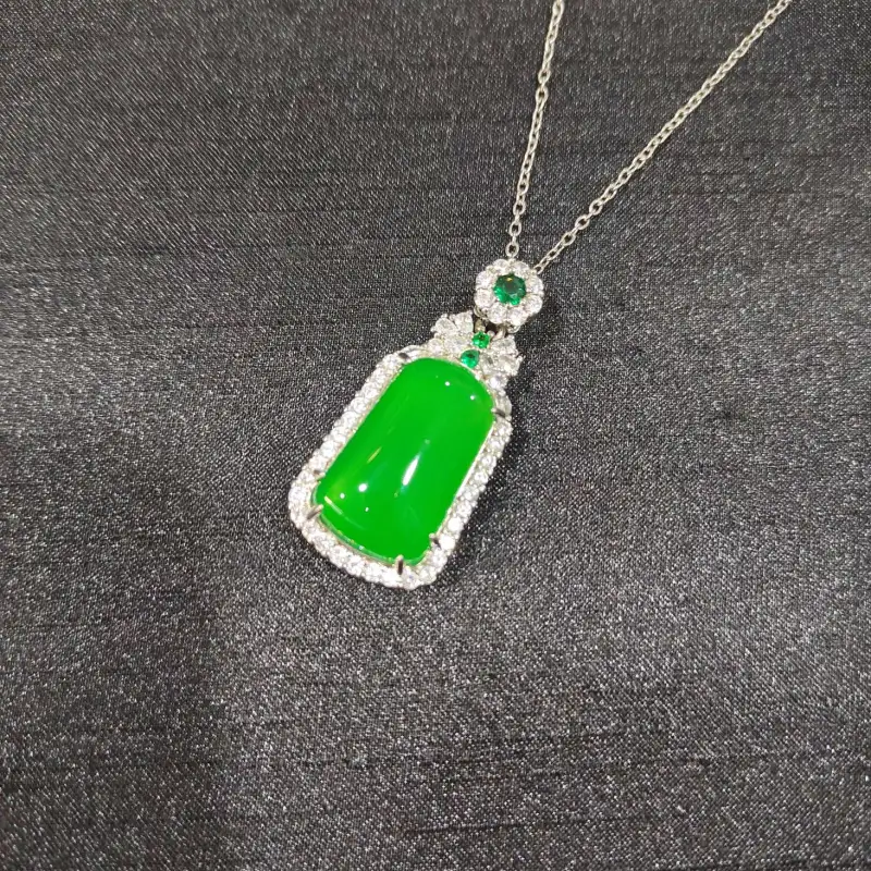 JUNWEN Chalcedony Necklaces Women's-4