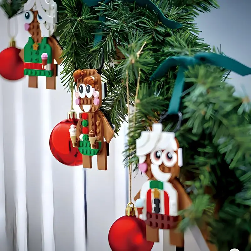 LEGO Gingerbread Ornaments Building Blocks 40642-4