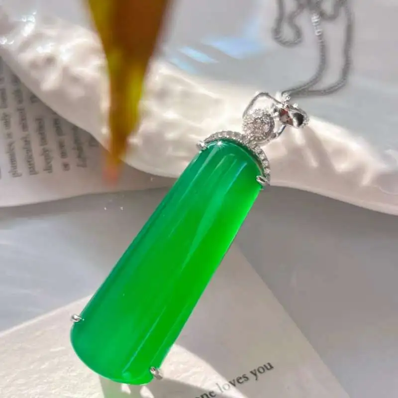 Grace Chalcedony Necklaces Unisex-3