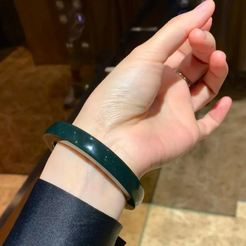 MY WORLD BEGINS AND ENDS WITH YOU Bangles Green Jade Unisex-4