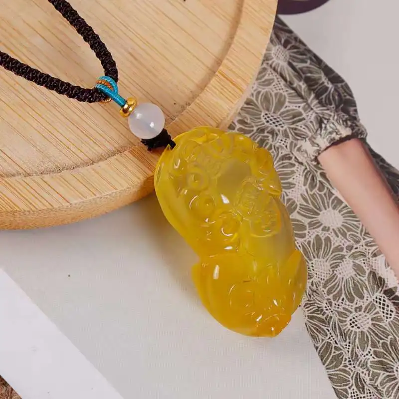 JUNWEN Chalcedony Necklaces Unisex-5