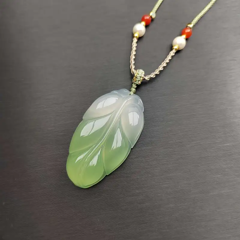Gifts Chalcedony Jade Necklaces Unisex-5