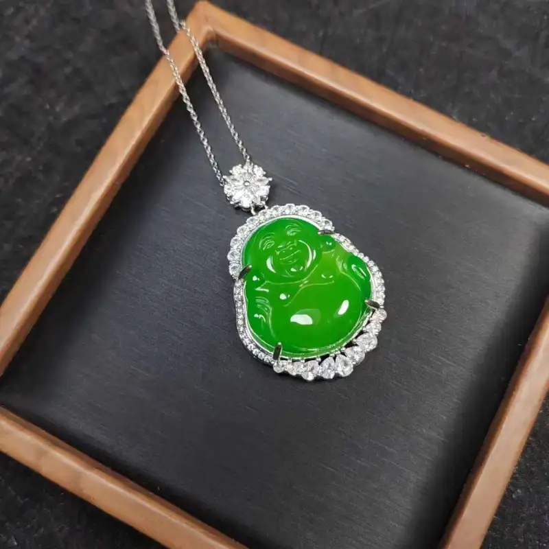 JUNWEN Chalcedony Necklaces Unisex-1