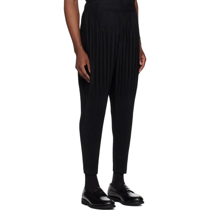 ISSEY MIYAKE Mc April Pleated Tapered Trousers-3