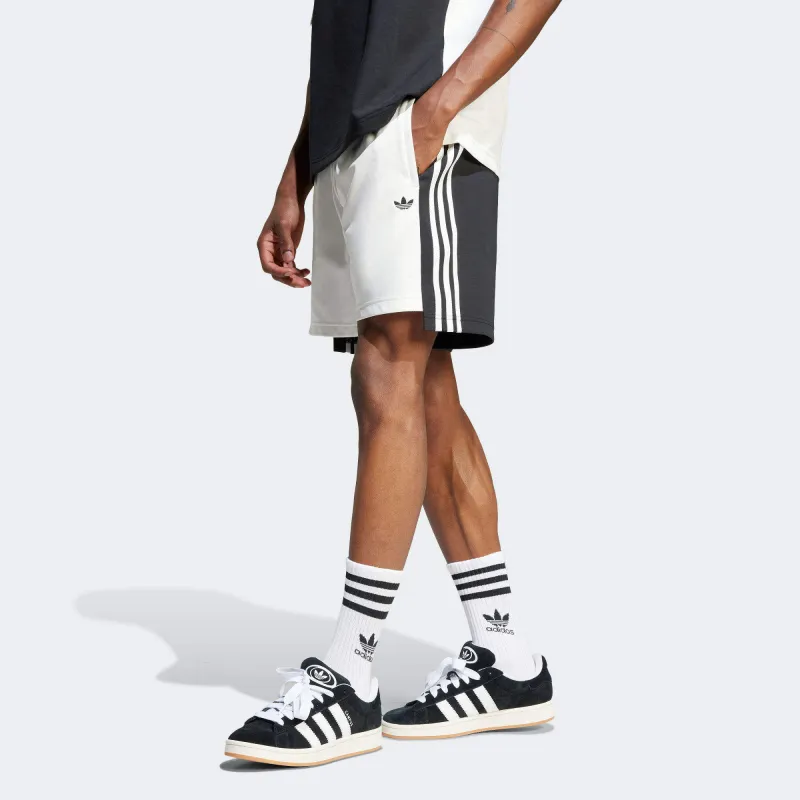 Adidas Originals R3CD Shorts-2