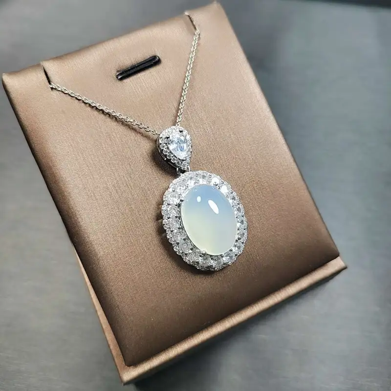 Gifts Chalcedony Necklaces Unisex-1