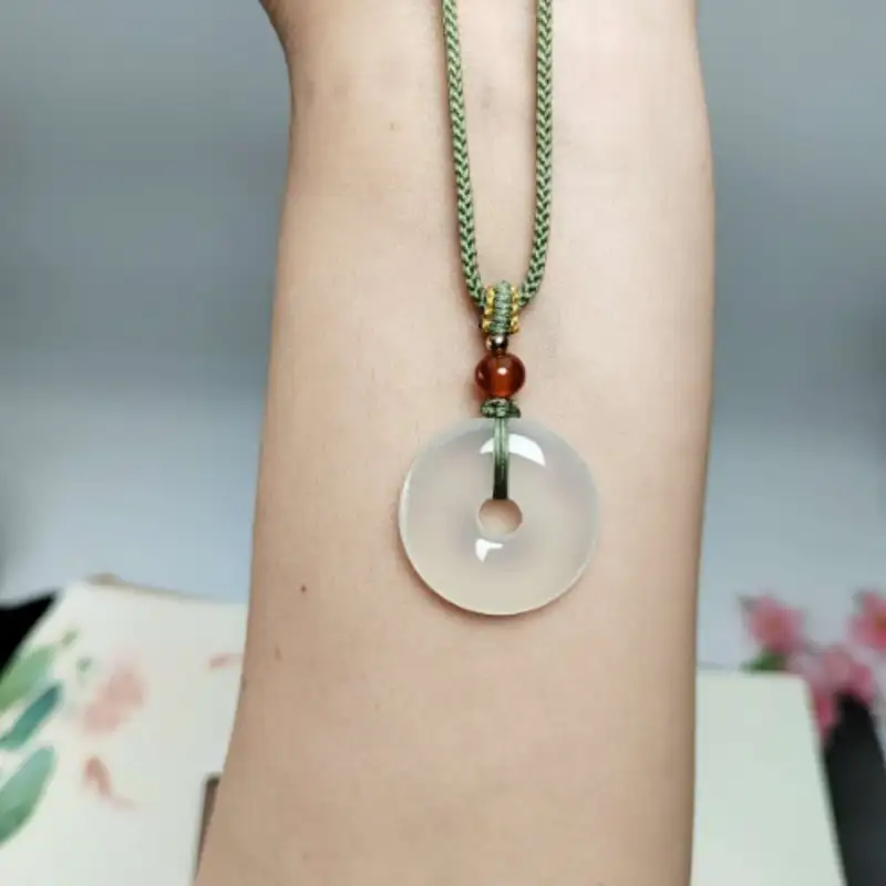 YOULING Chalcedony Jade Necklaces Unisex-3