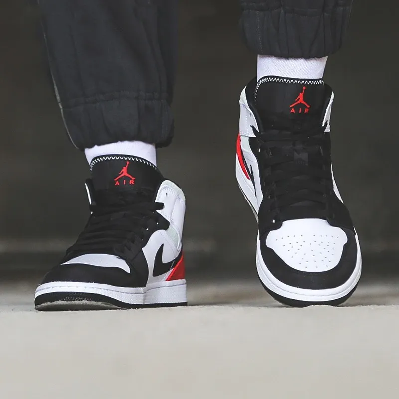 Jordan 1 Mid SE White Black Red Spruce GS-3