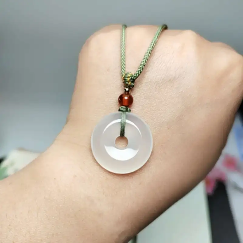 YOULING Chalcedony Jade Necklaces Unisex-1