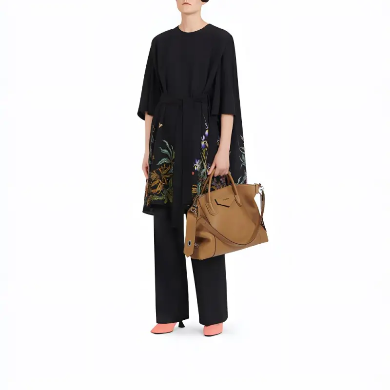 Givenchy Antigona Handbags-4