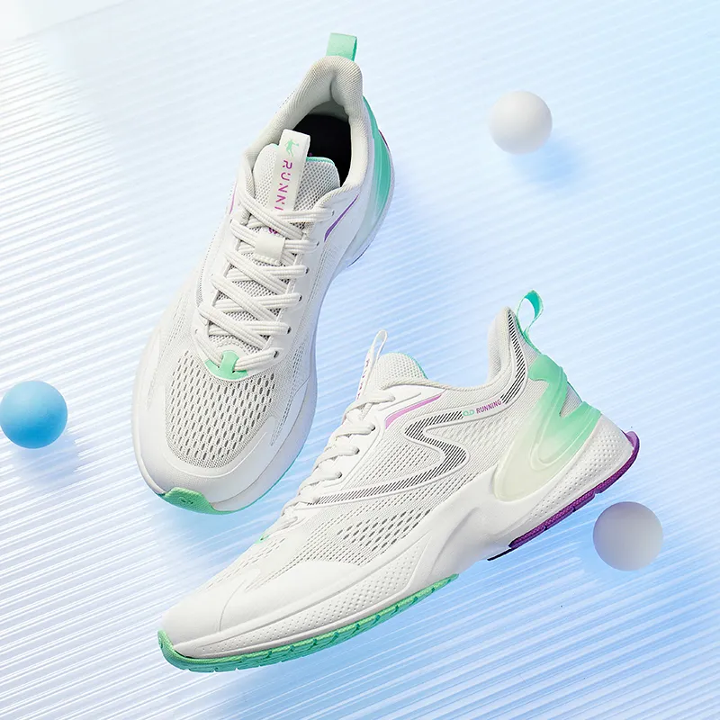 QIAODAN Anti-Slip Wear-Resistant Low-Top Running Shoes Men's White Green-3