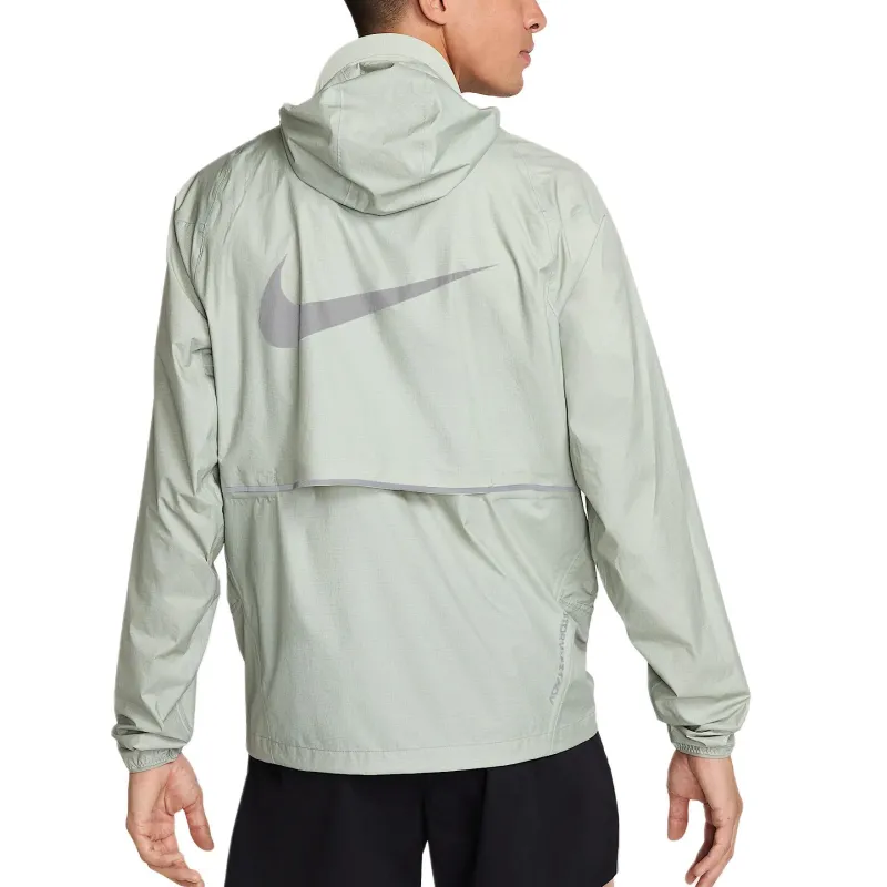 Nike Running Division Men's Storm-FIT Adv Running Jacket-1