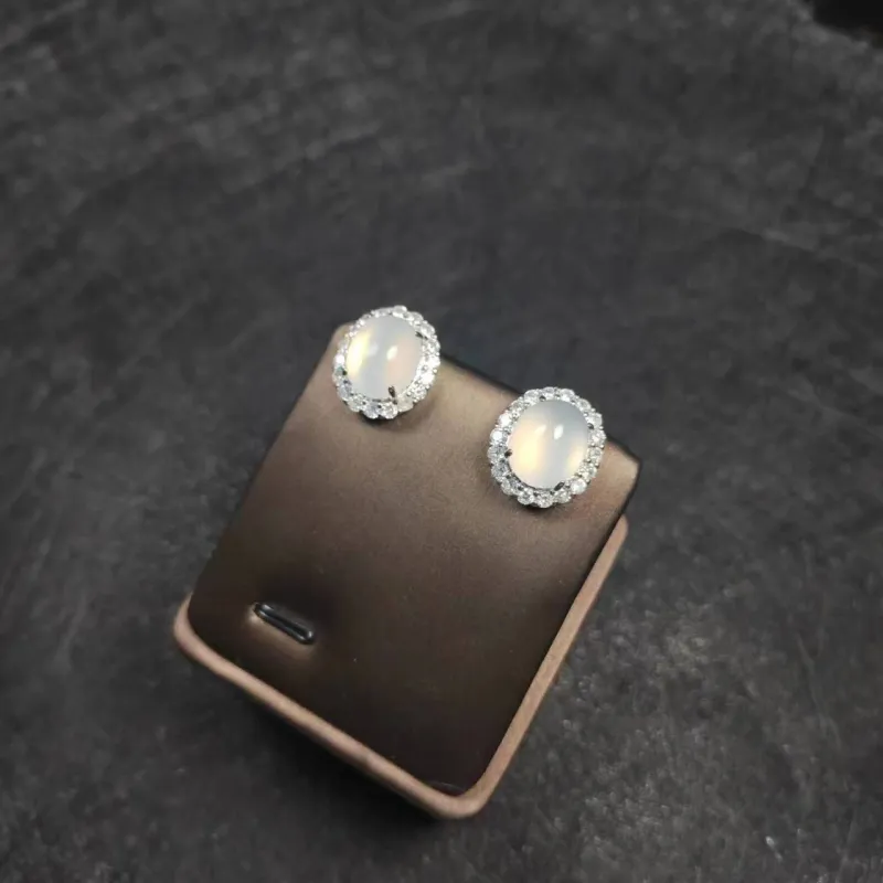 JUNWEN Chalcedony Stud Earrings Women's-3