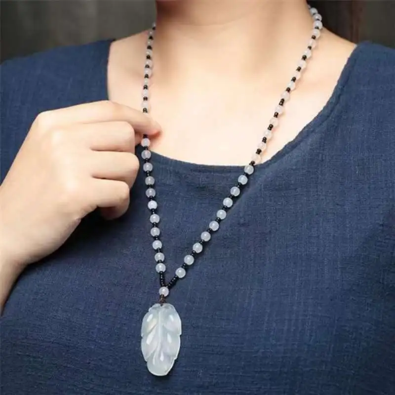 JUNWEN Chalcedony Necklaces Unisex-5