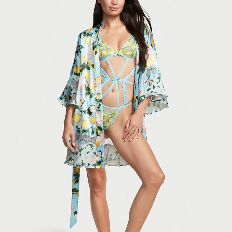 Victoria's Secret Women's Bath Robes-3