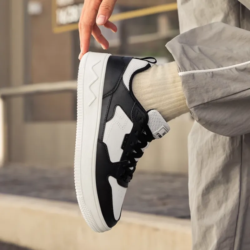 361° Anti Slip Wear Resistant Low Top Skateboard Shoes Women's White Black-2
