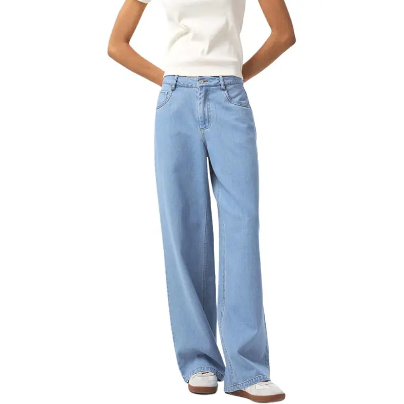 GAP Jeans Women's Medium Washed-2