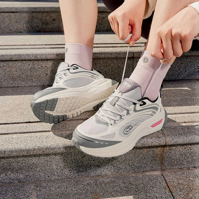 QIAODAN Cushioning Breathable Lightweight Low Top Long Distance Running Running Shoes Women's White Gray-1