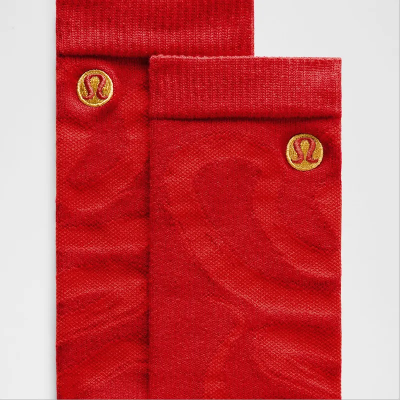 Lululemon Daily Stride Mid-Calf Socks Men's 1 Pack Deep Red/True Red-1