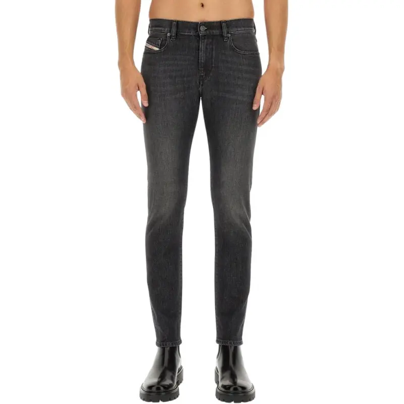 DIESEL 2019 D Strukt Straight Leg Jeans-4