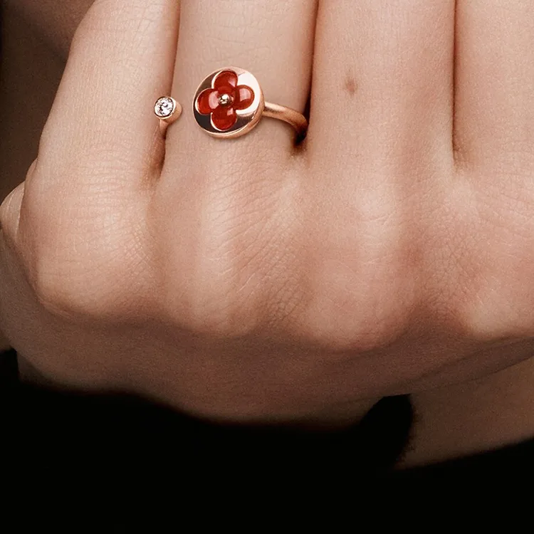 LOUIS VUITTON Red Chalcedony Rings Unisex Rose Gold-2