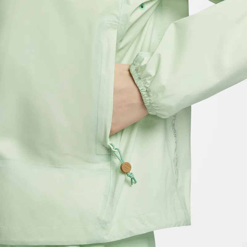 Nike ACG Jackets Coats Women's Vapor Green-2